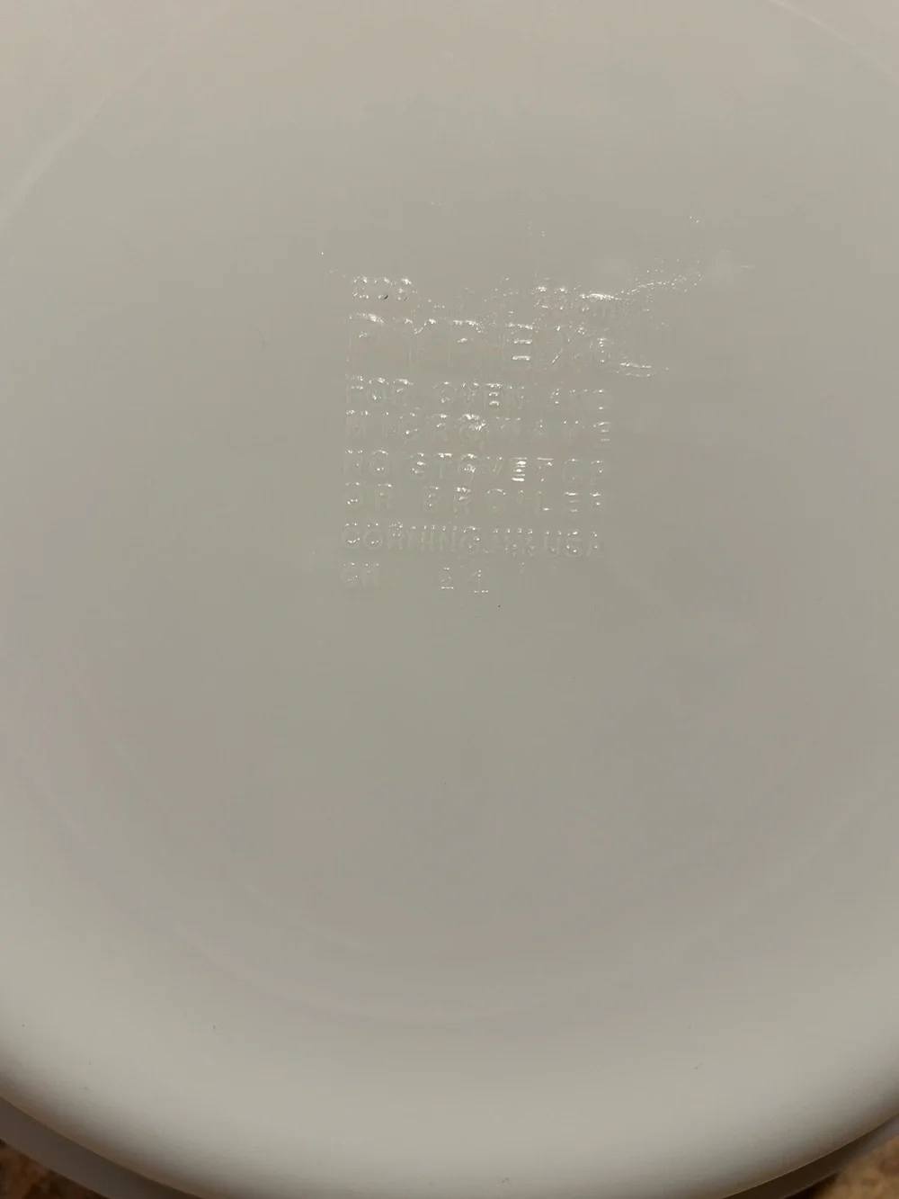 PYREX #209 Vintage Opal Milk Glass Pie Baking Dish 9” (inner dia.)CORNING NY USA